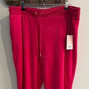 Juicy Couture velour pants *NEW WITH TAGS*